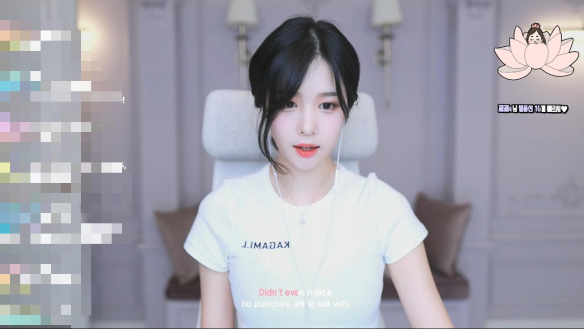 Quá xinh đẹp, nữ streamer bất ngờ rơi vào hoàn cảnh nguy hiểm, sợ tới bật khóc- Ảnh 3.