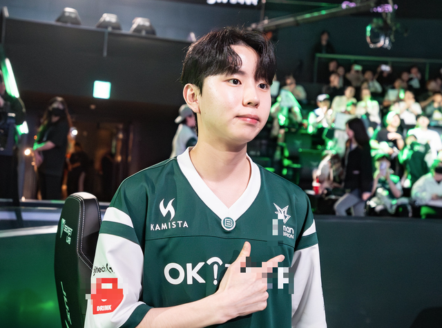 T1 tạo nên cột mốc vô cùng đáng quên trong ngày thất bại cay đắng trước BRO- Ảnh 2. T1 tạo nên cột mốc vô cùng đáng quên trong ngày thất bại cay đắng trước BRO- Ảnh 2.