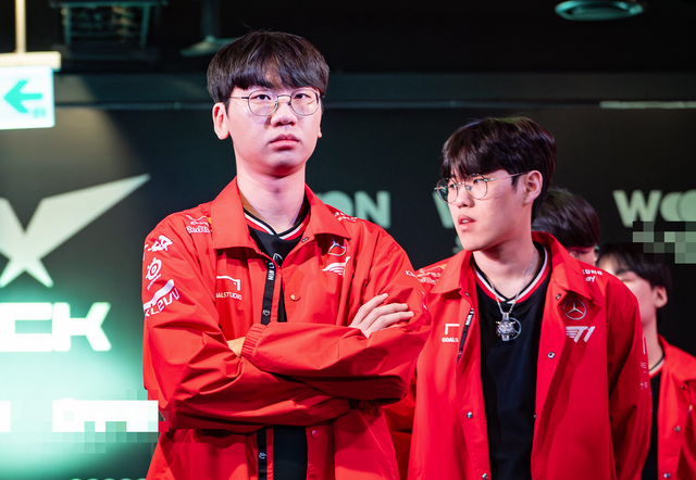 T1 tạo nên cột mốc vô cùng đáng quên trong ngày thất bại cay đắng trước BRO- Ảnh 3. T1 tạo nên cột mốc vô cùng đáng quên trong ngày thất bại cay đắng trước BRO- Ảnh 3.