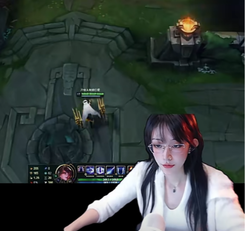 Săm soi profile của Đao Muội - nữ streamer LOL mới nổi khiến hàng triệu anh em mê đắm- Ảnh 1.