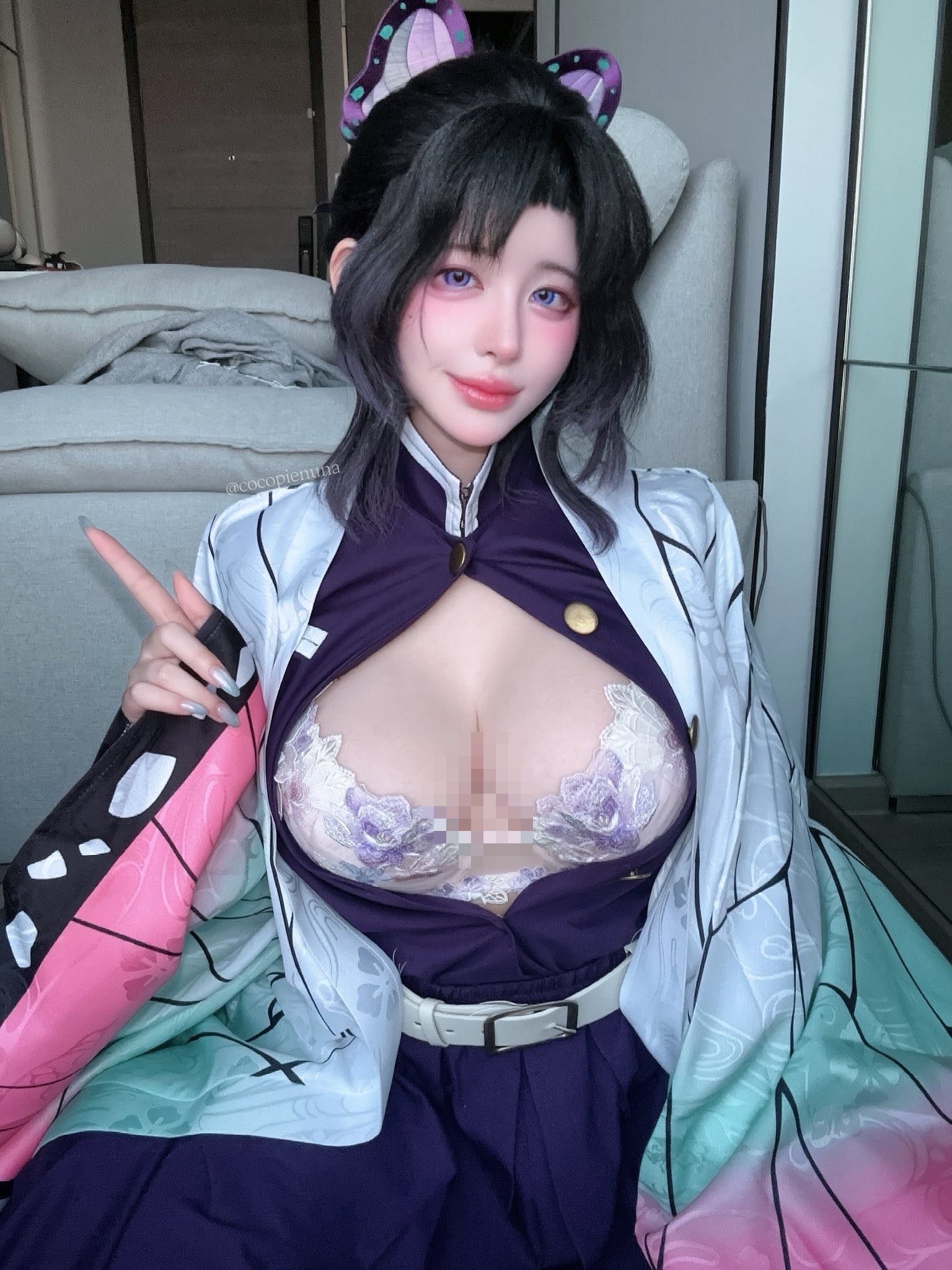 photo-1758268344469 photo-1758268344469