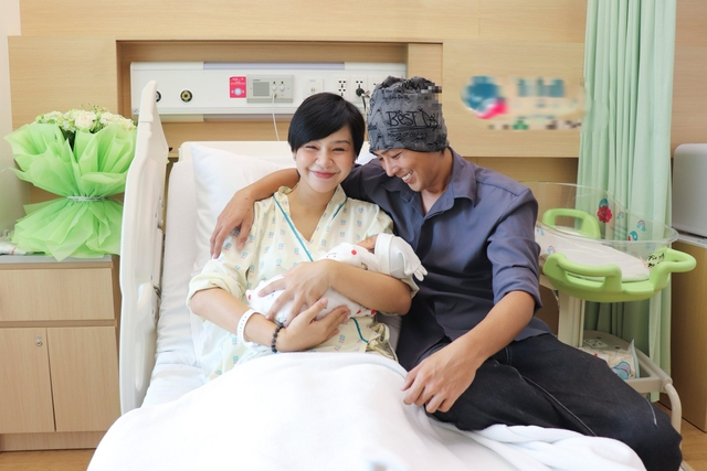 Cặp diễn viên - người mẫu Vbiz chào đón con đầu lòng sau 4 tháng làm đám cưới- Ảnh 1. Cặp diễn viên - người mẫu Vbiz chào đón con đầu lòng sau 4 tháng làm đám cưới- Ảnh 1.