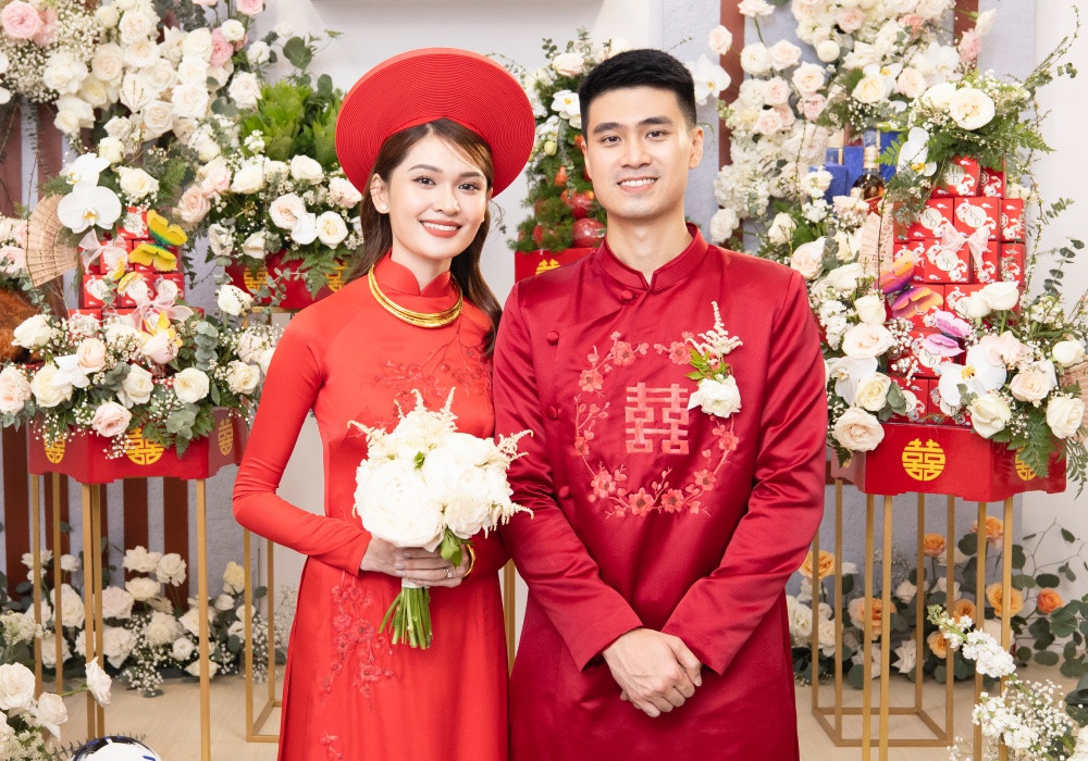 Sự trùng hợp khó tin: 4 Á hậu thi Hoa hậu Quốc tế xong đều lấy chồng, đàng trai toàn gia thế cực