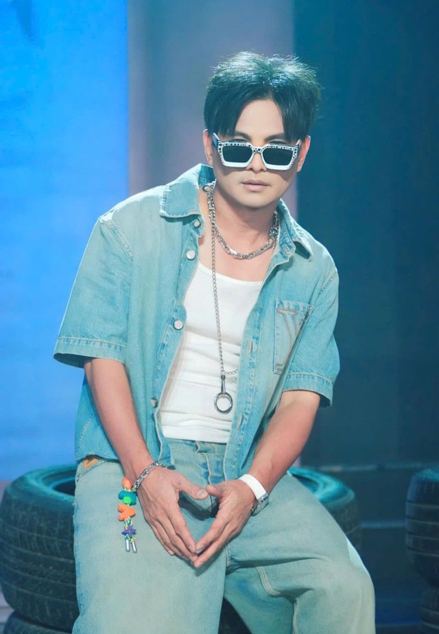 Ca sĩ đắt show hàng đầu miền Tây: Có biệt phủ 4.000m2 to nhất nhì An Giang, đổi xe xoành xoạch hơn 20 lần- Ảnh 5.