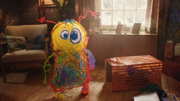 Diễn Viên Taika Waititi Đứng Sau Phim Ngắn Giáng Sinh Mới Nhất Của Disney best christmas ever3 hrtcjpg