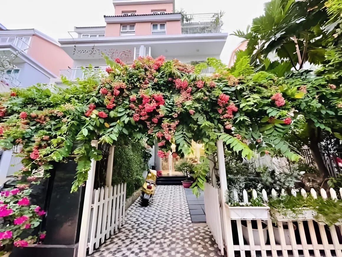 Nữ nghệ sĩ một mình nuôi 2 con trong biệt thự 4 tầng ở TP.HCM, không lấy chồng, U50 trẻ đẹp như 30- Ảnh 4.