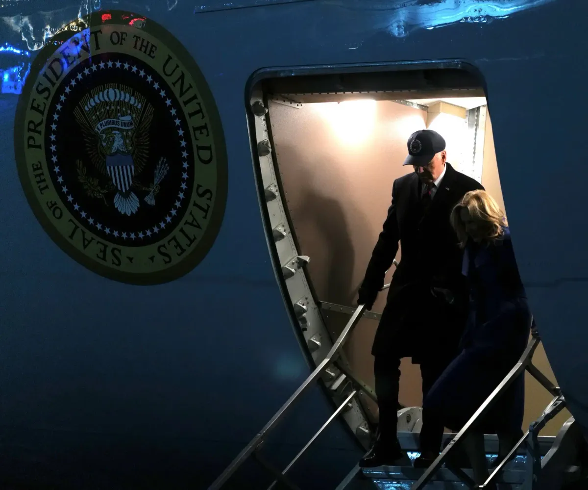 Tổng thống Joe Biden làm gì trong ngày tại nhiệm cuối cùng?- Ảnh 5.