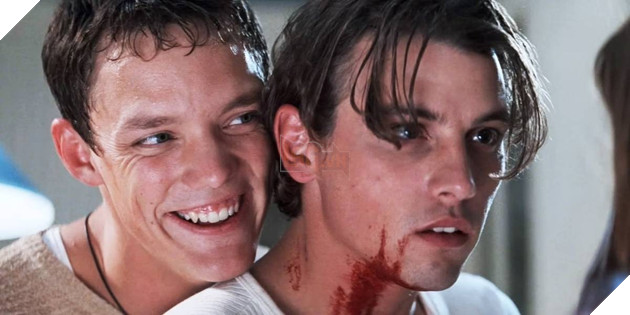 Hình ảnh về nhân vật do Matthew Lillard và Skeet Ulrich đóng trong Scream.
