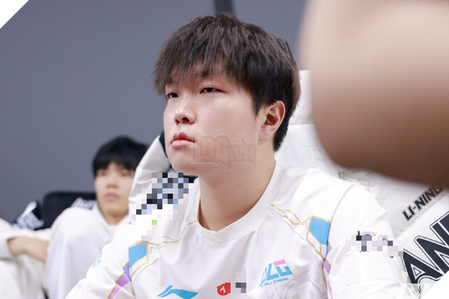 LMHT: BIn nhan hang tan loi chi trich tu cong dong LPL vi phat ngon gay soc cua minh LMHT: BIn nhận hàng tấn lời chỉ trích từ cộng đồng LPL vì phát ngôn gây sốc của mình