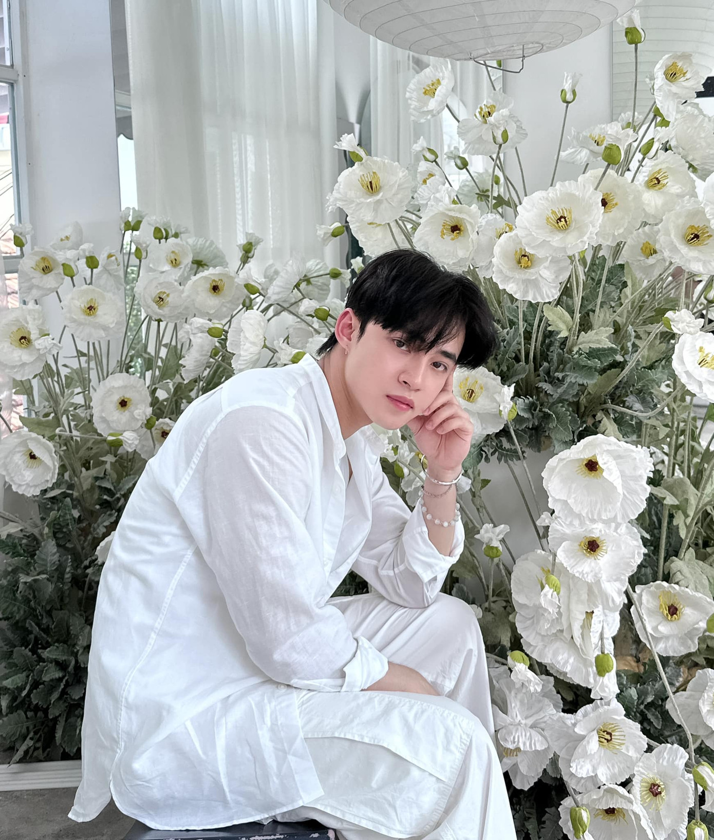 Á hậu Việt và bạn trai kém 10cm dính chặt như keo không rời hậu công khai hẹn hò- Ảnh 10.