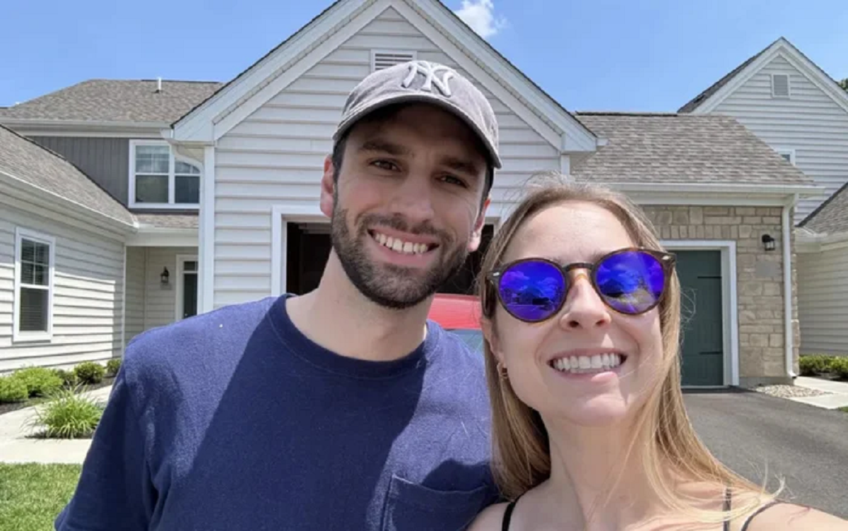 Bỏ 10 tỷ mua nhà, cặp vợ chồng trẻ thấy thứ đáng sợ