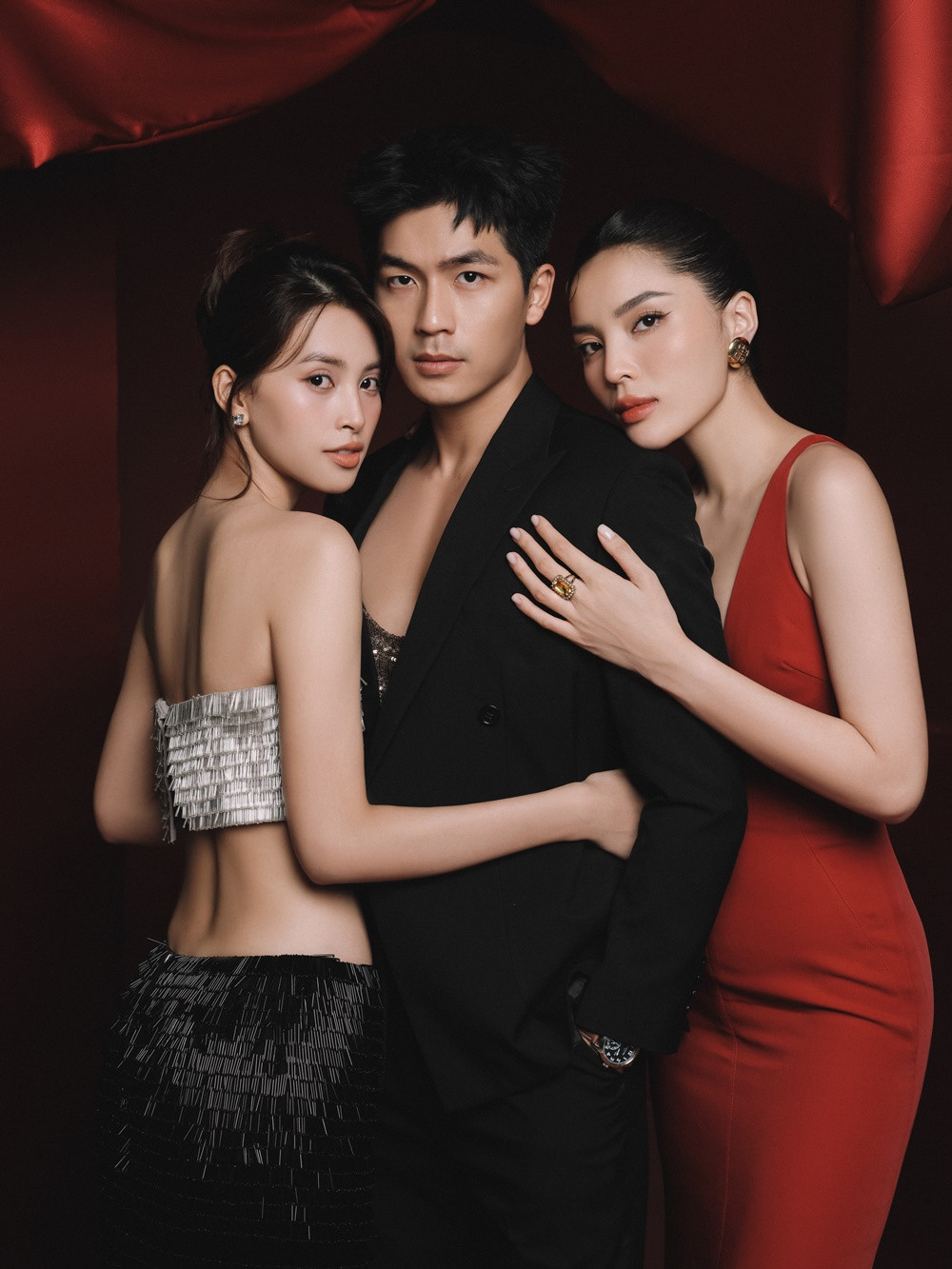 Khi Hoa hậu, Á hậu lấn sân sang diễn xuất: Người được khen từ vai diễn đầu tiên, người bị cắt thẳng vai vì vướng vòng lao lý- Ảnh 5.