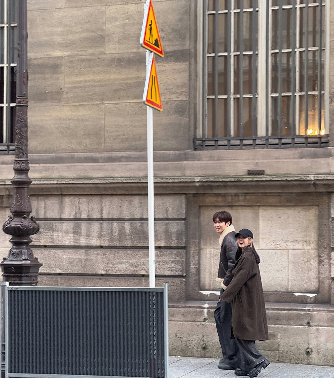 Bộ ảnh hẹn hò cán mốc 2 triệu like của cặp đôi hot nhất showbiz và