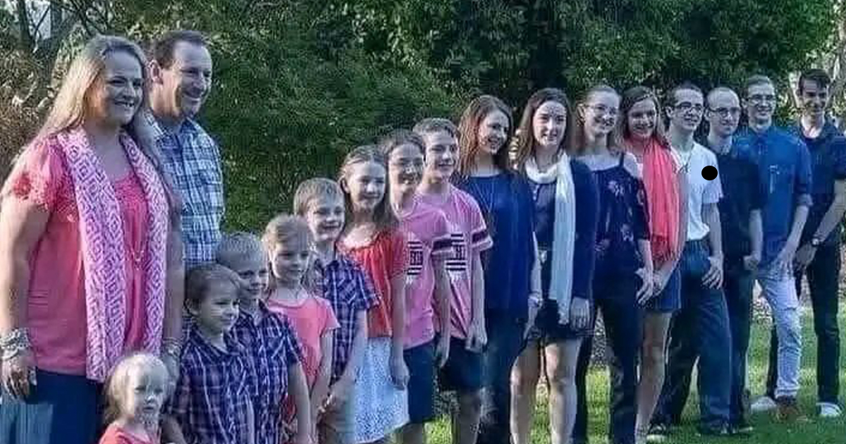 Cuộc sống của gia đình có 16 đứa con: Chi 15 triệu tiền ăn mỗi tuần, phải chắt bóp từng đồng nhưng luôn khẳng định 1 điều- Ảnh 2.