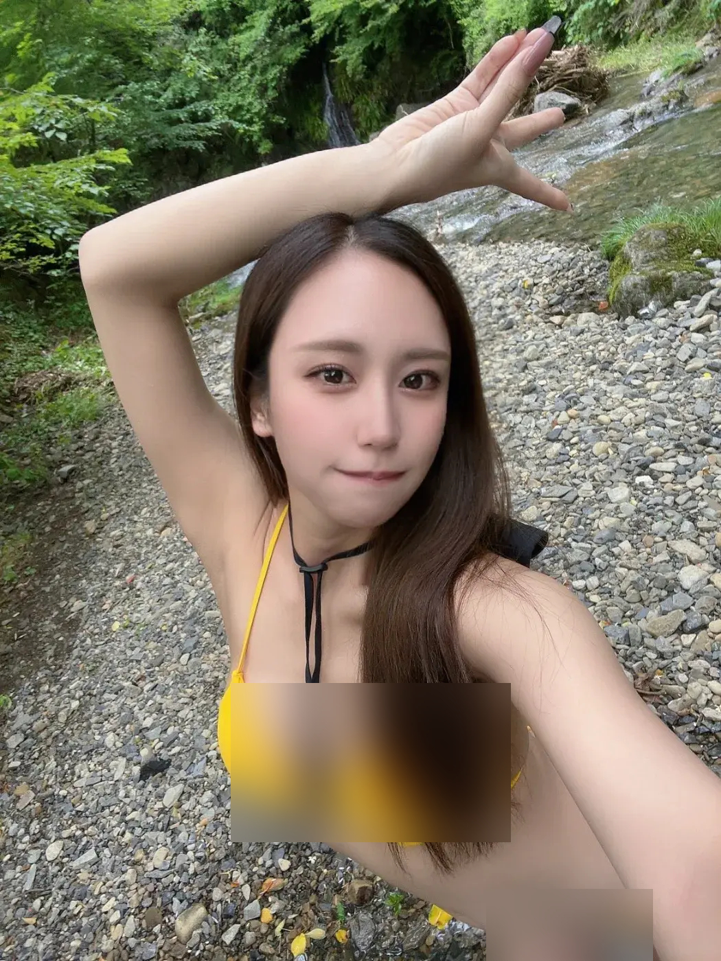 "Bom sex" đột ngột qua đời ở tuổi 28, nghi tự tử bs 1 17631955442911494319191 1763263799328 17632637996321070751282 1763364770108 17633647705891030389250