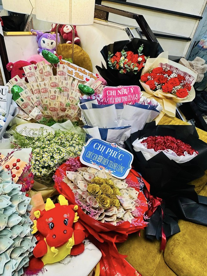 Nữ nghệ sĩ là hậu duệ gia tộc nổi tiếng, gia đình liên tiếp gặp biến cố: Có chồng 12 năm mới công khai- Ảnh 4.