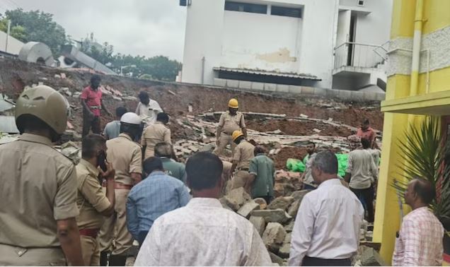 Bức tường bất ngờ đổ sập, người phụ nữ 35 tuổi tử vong- Ảnh 1. Bức tường bất ngờ đổ sập, người phụ nữ 35 tuổi tử vong- Ảnh 1.