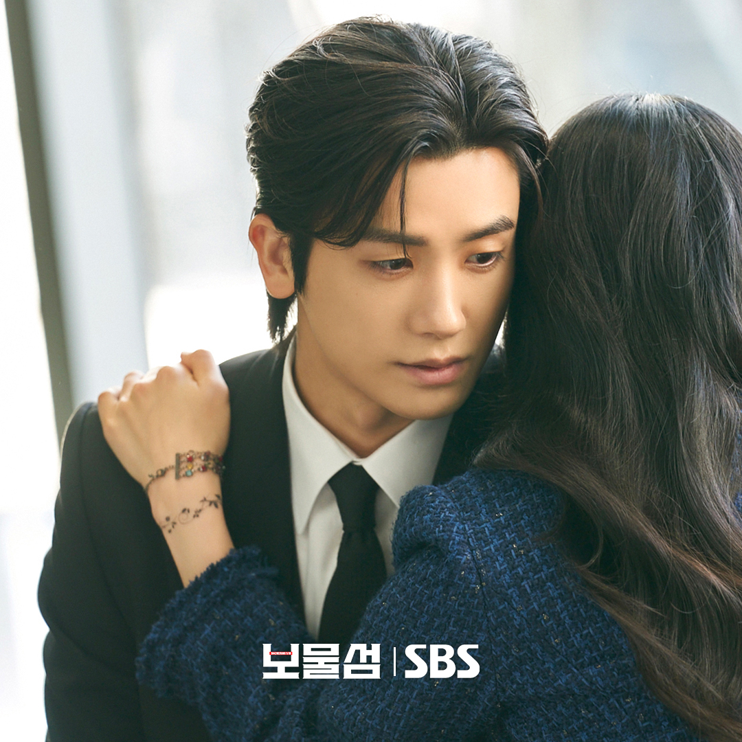 10 phim Hàn hay nhất nửa đầu 2025: So Ji Sub gây sốt toàn cầu, số 1 xứng danh tuyệt phẩm nhân gian- Ảnh 5. 10 phim Hàn hay nhất nửa đầu 2025: So Ji Sub gây sốt toàn cầu, số 1 xứng danh tuyệt phẩm nhân gian- Ảnh 5.