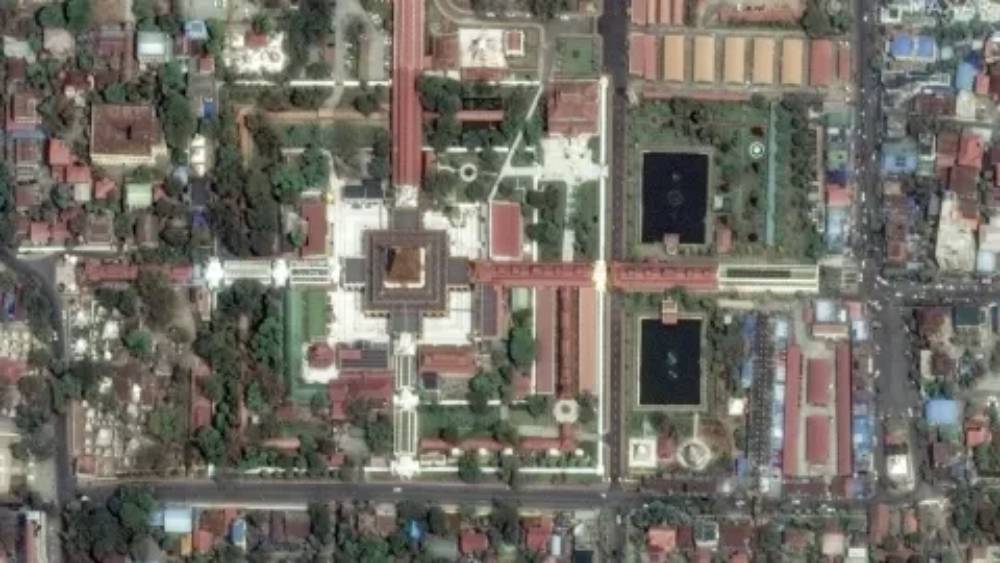 Ảnh vệ tinh trước và sau trận động đất kinh hoàng ở Myanmar- Ảnh 1.