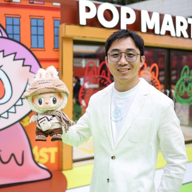 Sức mạnh của Labubu khủng cỡ này: “Tổng tài” 8X của POP MART đã sở hữu tài sản khủng 528 ngàn tỷ chỉ trong vài năm ngắn ngủi- Ảnh 2.