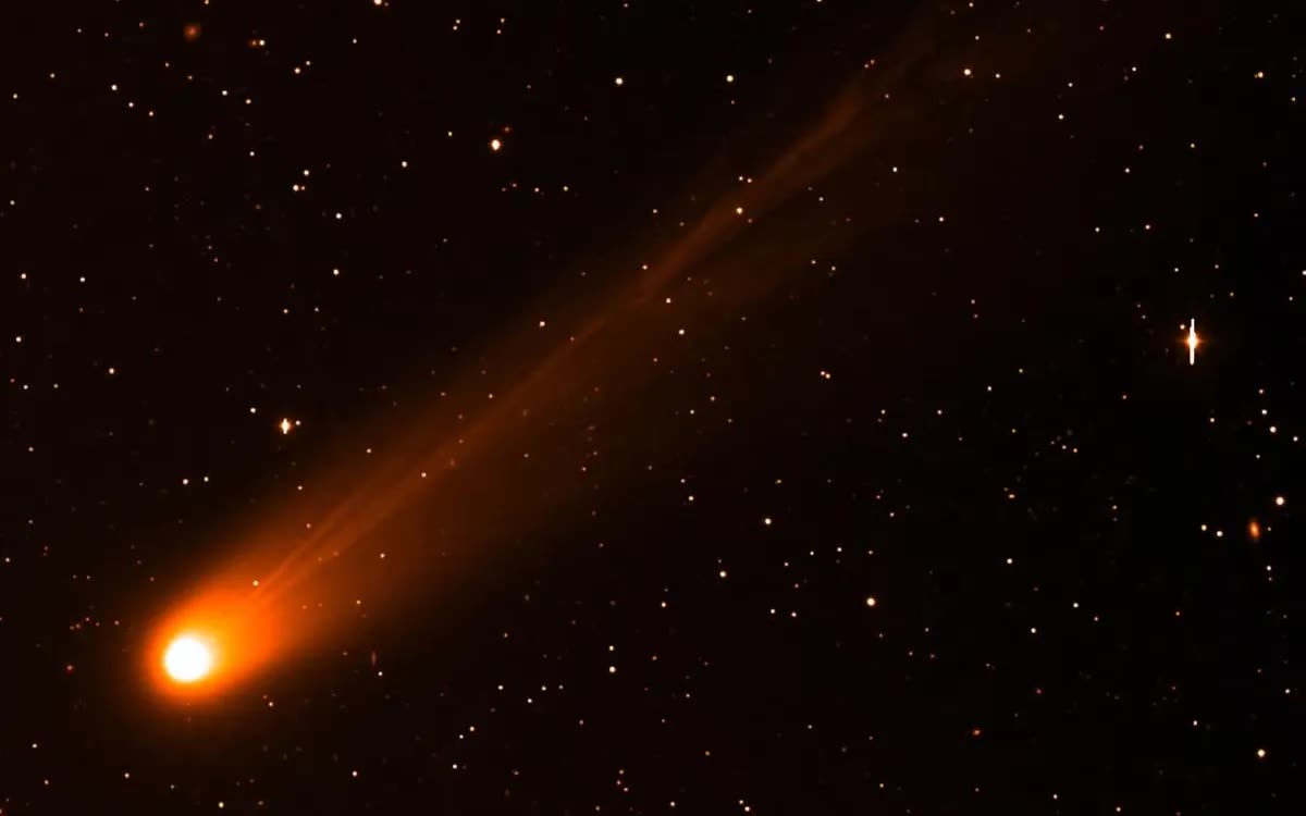 Sao chổi Lemmon tỏa sáng trong ảnh chụp ngày 3/10/2025 bởi Đài quan sát Palomar, Viện Công nghệ California (Ảnh: Zwicky Transient Facility)