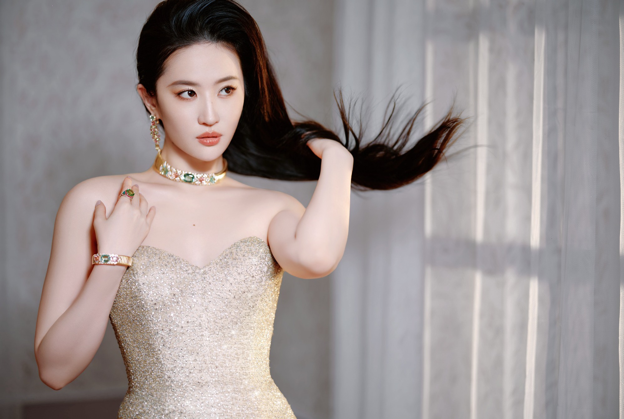 Lưu Diệc Phi chia tay Song Seung Hun vì