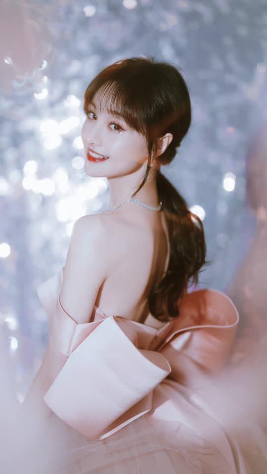 Triệu Lộ Tư ngày càng giống Trịnh Sảng- Ảnh 2.