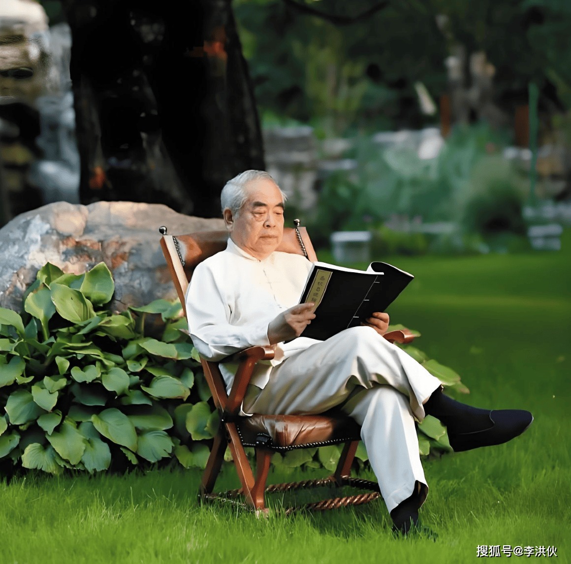 Đã có tung tích danh họa U90 nghi bị vợ người mẫu kém 50 tuổi bắt cóc thủ tiêu để chiếm đoạt 68 nghìn tỷ- Ảnh 2.