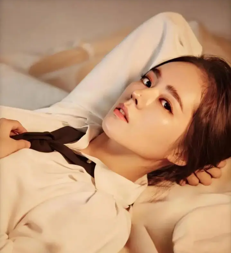 Quốc bảo nhan sắc bị chồng cấm tiệt 1 việc, phải răm rắp nghe lời suốt 19 năm- Ảnh 3.