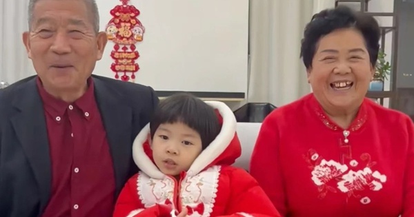 Chật vật cảnh vợ chồng già U80 nuôi con gái 5 tuổi c98f0c79 b201 48d6 8a75 cf27111155916d27c7c5 12115147 1745648261453 17456482617481996981493 0 0 450 720 crop 17456482789972109785jpeg