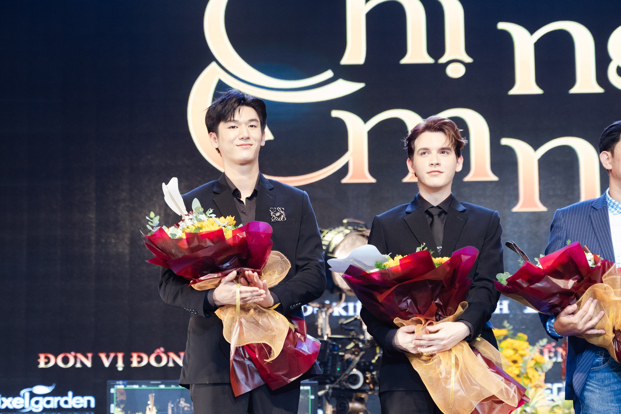 Phim Việt chưa chiếu đã được hóng cực độ: Nghe tên đã thấy drama, dàn cast chất như nước cất- Ảnh 12. Phim Việt chưa chiếu đã được hóng cực độ: Nghe tên đã thấy drama, dàn cast chất như nước cất- Ảnh 12.