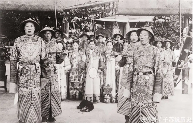 8 ảnh hiếm nhan sắc