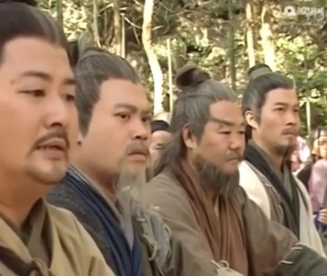 Ngoài Mã phu nhân, Kiều Phong đến chết vẫn không biết kẻ này đã bày ra âm mưu tinh vi để loại bỏ mình- Ảnh 3.