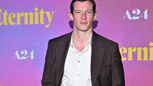 Sao Nam Callum Turner Trở Thành Ứng Viên Nặng Ký Nhất Cho Vai James Bond Mới 30 Sao Nam Callum Turner Trở Thành Ứng Viên Nặng Ký Nhất Cho Vai James Bond Mới callum turner3 jydbjpg