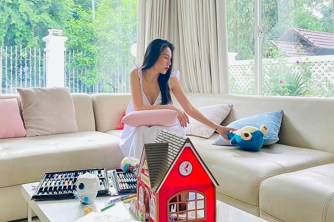 Nữ nghệ sĩ sở hữu biệt thự hơn 30 tỷ ở Quận 7, 40 tuổi gợi cảm, ở ẩn vì thị phi, xuất hiện là dậy sóng- Ảnh 8. Nữ nghệ sĩ sở hữu biệt thự hơn 30 tỷ ở Quận 7, 40 tuổi gợi cảm, ở ẩn vì thị phi, xuất hiện là dậy sóng- Ảnh 8.