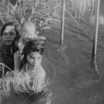 Chi tiết trong bộ phim kinh điển khiến nhiều thế hệ khán giả thắt tim khi theo dõi, xem không dưới 5 lần canhdong1 1743761367391 17440782921211590771048 1744625571211 17446255713081971538200 1744629353544 17446293536981546456680