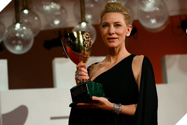 Sao Nữ Cate Blanchett Bày Tỏ Quan Điểm Về Việc Không Truyền Hình Cho Các Buổi Trao Giải