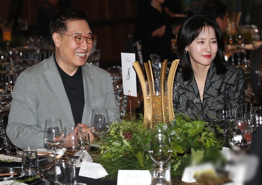 cats-01-1757237966167-1757237967038324895334 "Nàng Dae Jang Geum" bị nghi lấy chồng hơn 20 tuổi vì "đào mỏ" 1,5 tỷ USD, cuộc sống sau 16 năm gây bất ngờ cats 01 1757237966167 1757237967038324895334