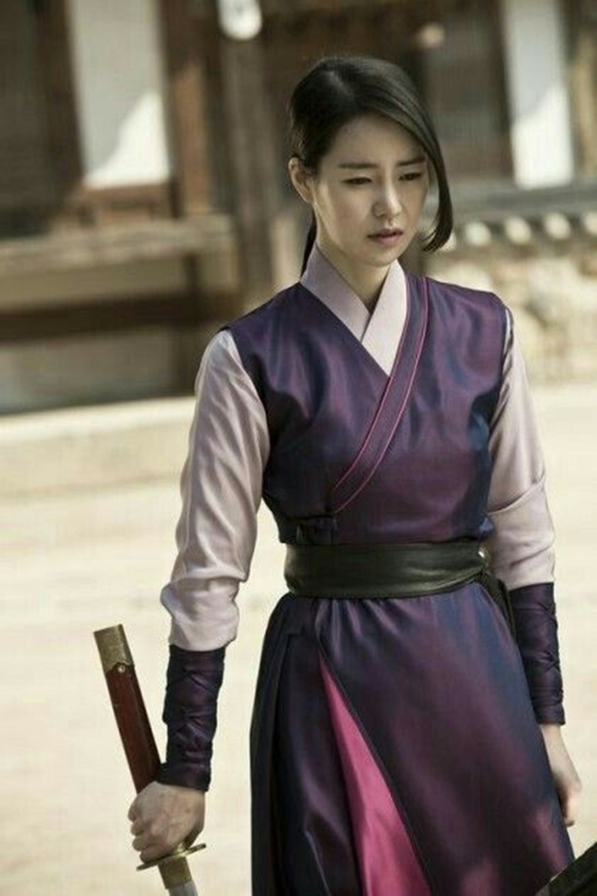 5 nữ chính thừa thãi nhất phim Hàn: Xuất hiện như không khí, khán giả nhìn còn chướng mắt thêm- Ảnh 5.