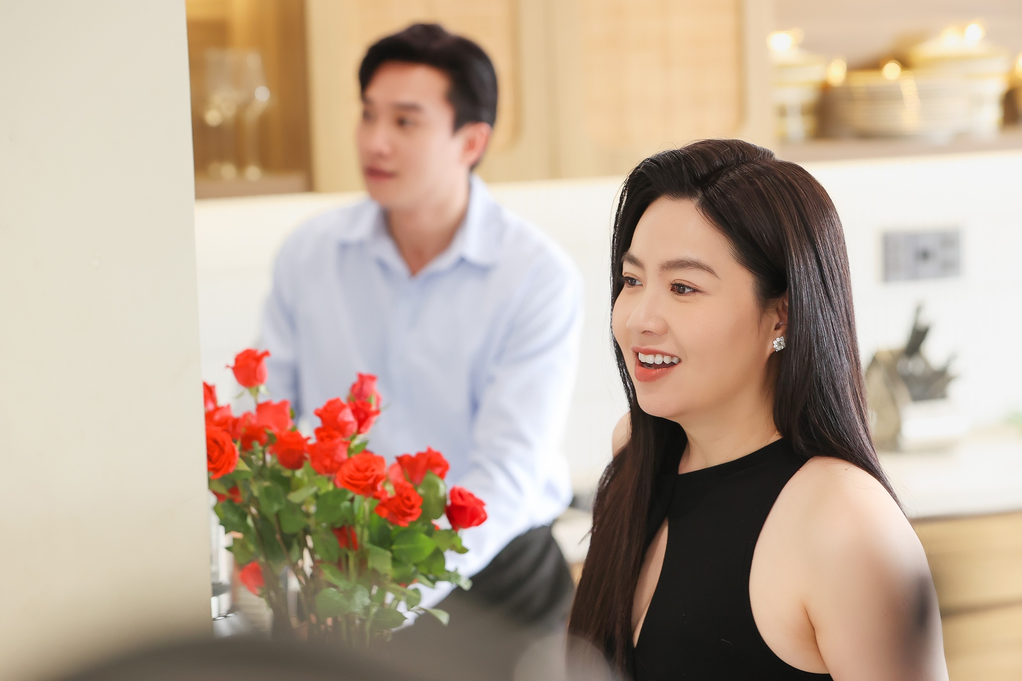 2025 mỗi nhà nên có một phú bà đỉnh cỡ này: Đã giàu còn tuyệt đối tình cảm, chi tiền không cần nghĩ quá đã luôn!- Ảnh 1.