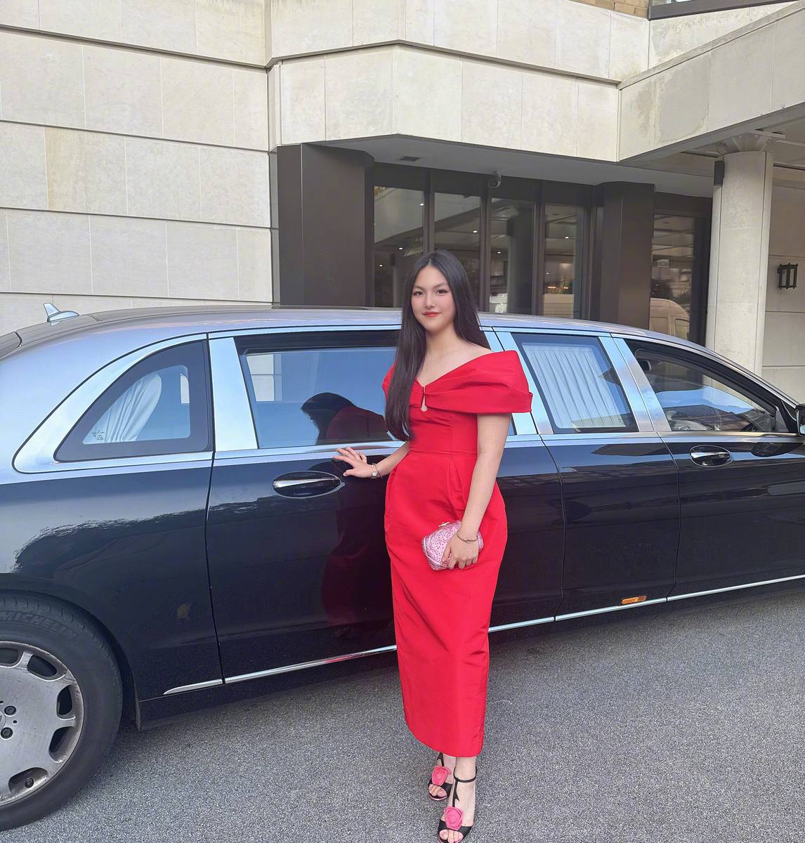 MC Lý Tương đăng ảnh mừng ái nữ Vương Thi Linh tròn 16 tuổi- Ảnh 7.