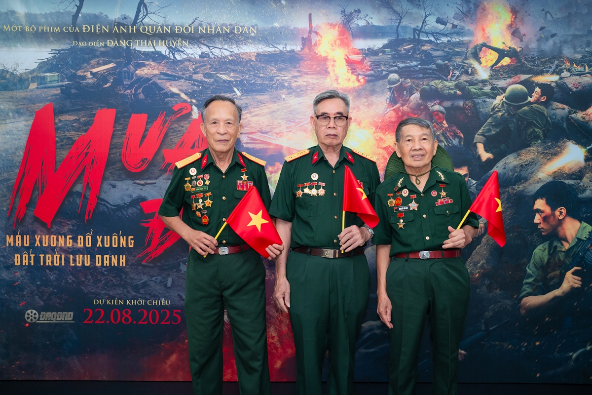 Diễn viên gây sốc nhất Mưa Đỏ: Cả đời mất đi đôi chân, thước phim đau đớn diễn bằng cả ký ức- Ảnh 3.