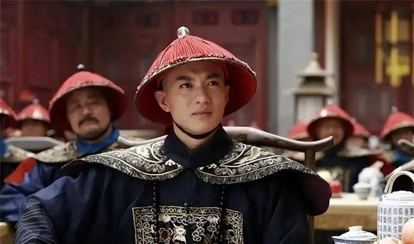 Các quan lại của triều đình nhà Thanh có công việc như thế nào? Đi làm thì không mệt, nhưng tan làm mới là cực hình- Ảnh 3. Các quan lại của triều đình nhà Thanh có công việc như thế nào? Đi làm thì không mệt, nhưng tan làm mới là cực hình- Ảnh 3.