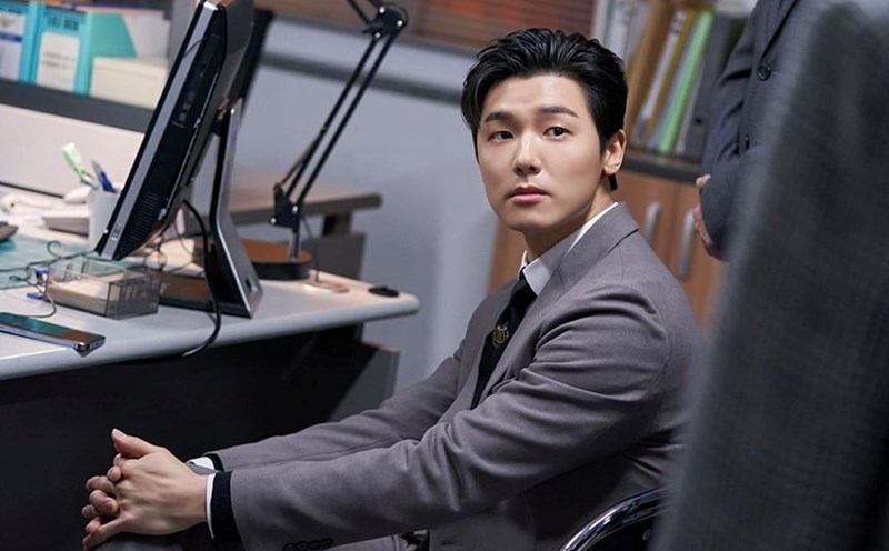 10 tổng tài đẹp nhất Hàn Quốc: Hyun Bin suýt out top, số 1 visual chạm nóc khen chỉ có thừa- Ảnh 6.