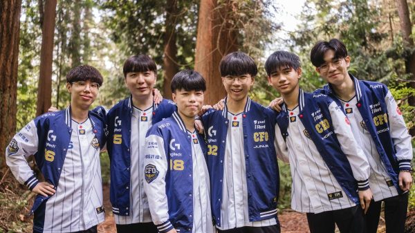 LMHT: CFO Tặng Gà Rán Cho Người Hâm Mộ Dựa Trên Thành Tích Tại MSI 2025 cfo djtmjpg