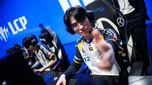 Kết quả CKTG 2025 hôm nay 25/10: CFO tiễn đại diện cuối cùng của LCS về nước 29 Kết quả CKTG 2025 hôm nay 25/10: CFO tiễn đại diện cuối cùng của LCS về nước cfo flyjpg