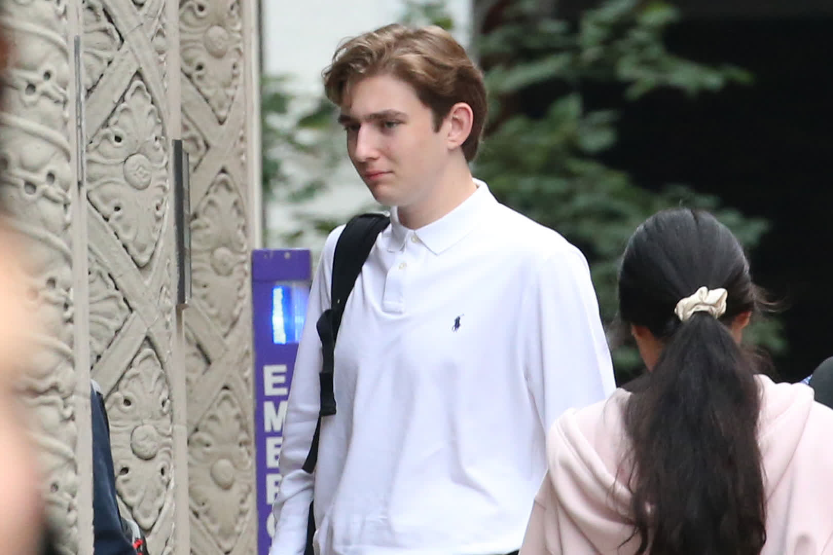 Đệ nhất công tử nước Mỹ Barron Trump có bạn gái- Ảnh 1.