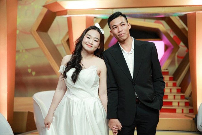 Chàng trai cạo đầu đòi cưới gấp cô gái mắc bệnh hiếm suốt 20 năm - 4