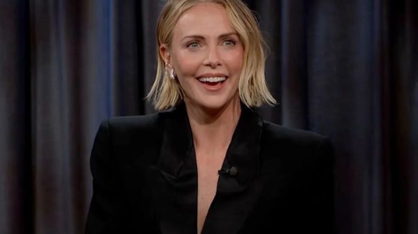 Charlize Theron Chỉ Trích Các Studio Hollywood Vì Không Dám "Mạo Hiểm" Với Phim Hành Động Nữ Chính 29 Charlize Theron Chỉ Trích Các Studio Hollywood Vì Không Dám "Mạo Hiểm" Với Phim Hành Động Nữ Chính charlize theron4 inmnjpg