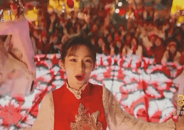 Mỹ nhân đẹp nhất đêm giao thừa 2025: Nhan sắc ngọt ngào tựa búp bê, thách thức mọi ống kính hung thần- Ảnh 2. Mỹ nhân đẹp nhất đêm giao thừa 2025: Nhan sắc ngọt ngào tựa búp bê, thách thức mọi ống kính hung thần- Ảnh 2.